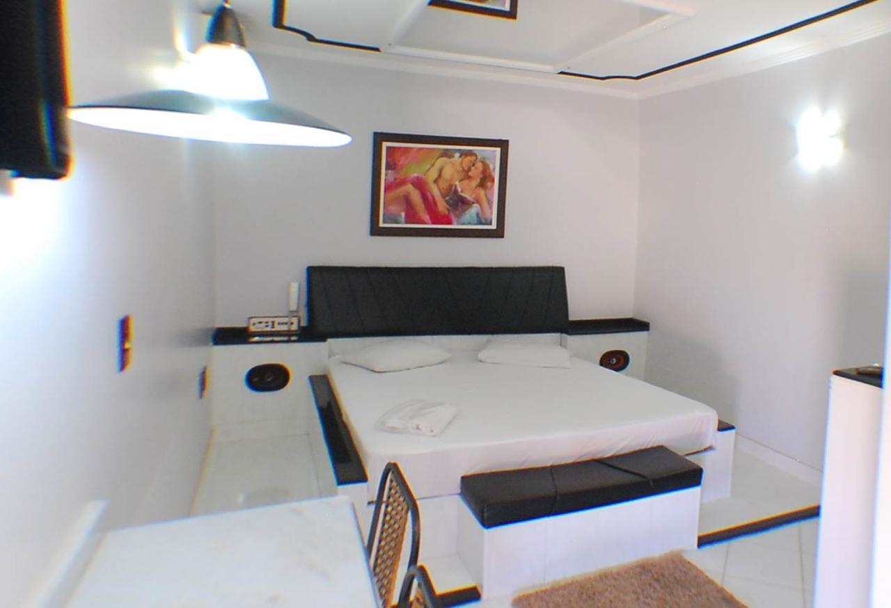 Castellu'S (Adults Only) Hotel Pirassununga Buitenkant foto